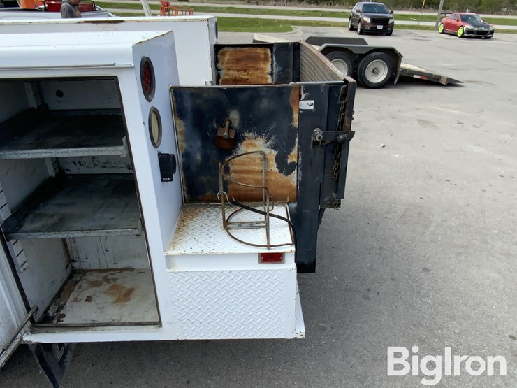 2003-gmc-3500-image-20