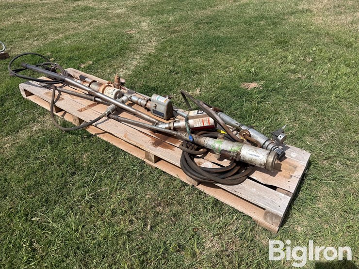 pneumatic-transfer-pumps-image-1