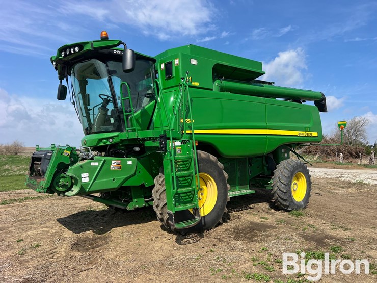 2012-john-deere-s550-image-9