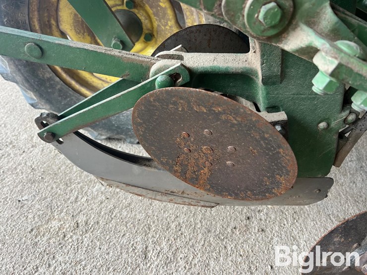 john-deere-model-a-image-13