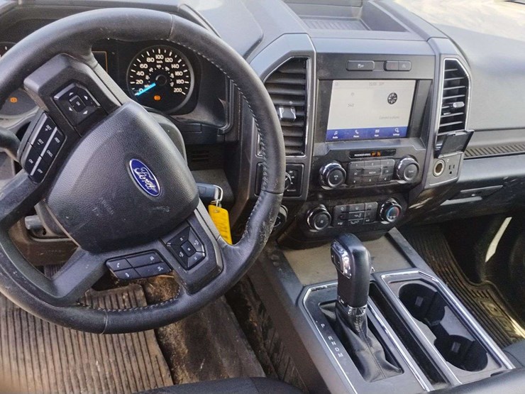 2020-ford-f150-image-4