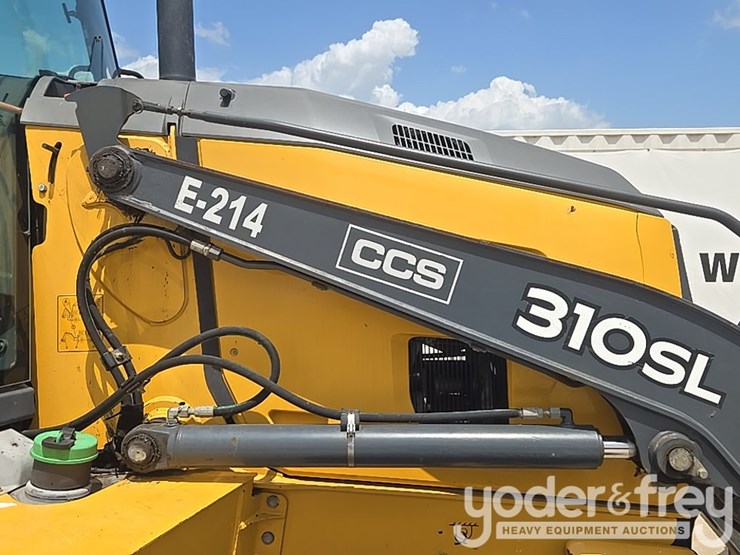 2020-deere-310sl-image-22