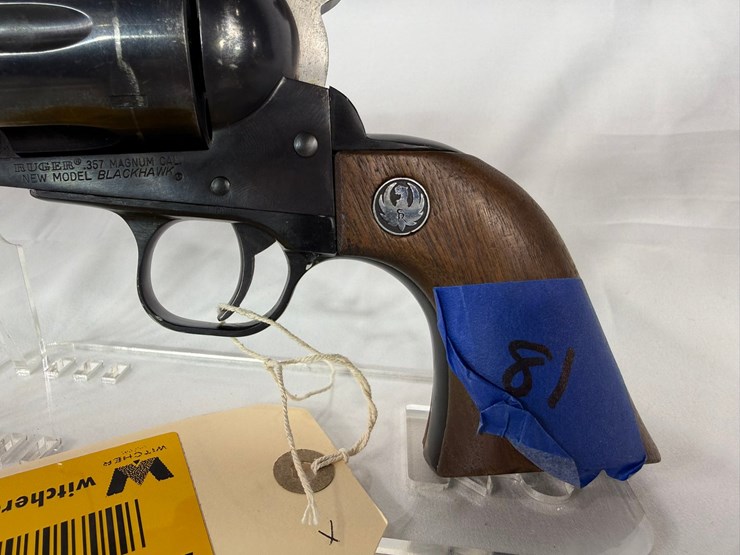 #81-•-ruger-blackhawk-357mag-revolver-32-55196-image-4