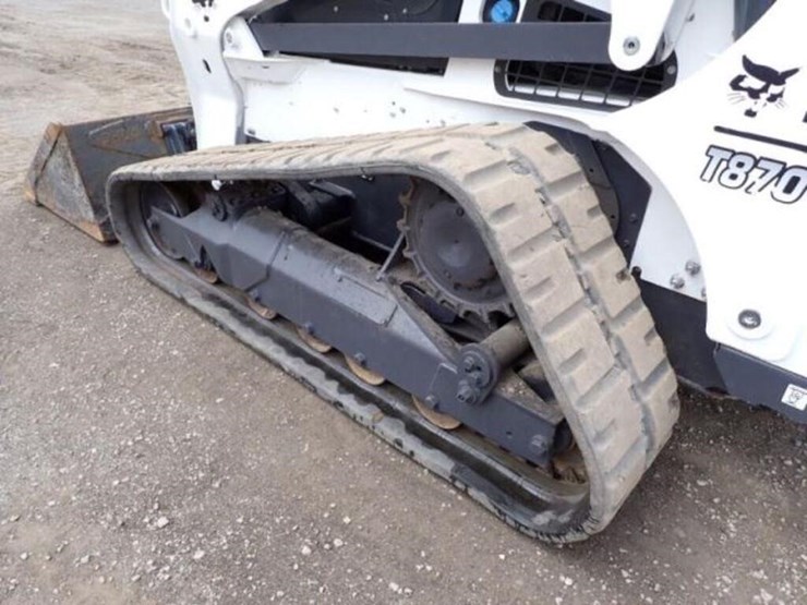 2021-bobcat-t870-image-33