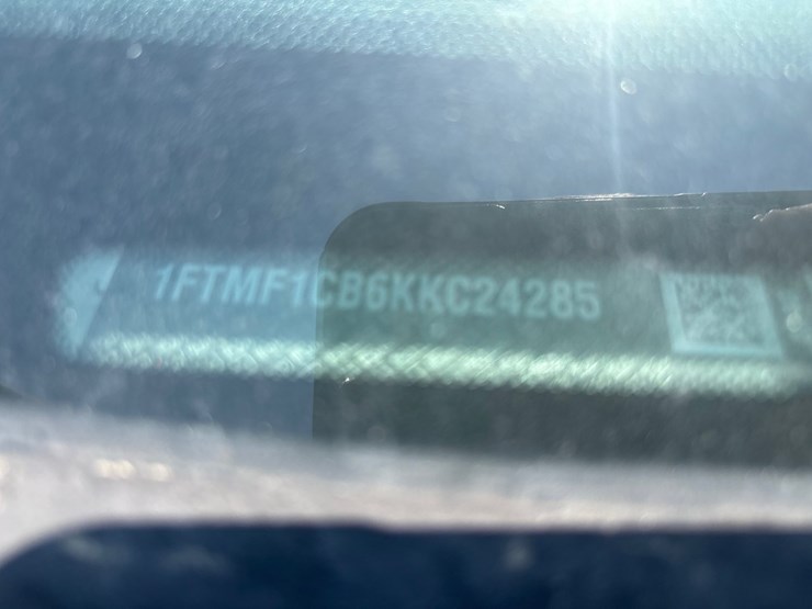 #51-•-2019-ford-1/2-ton-pickup-image-5