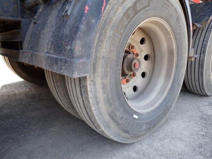 2007-axle-end-dump-image-22