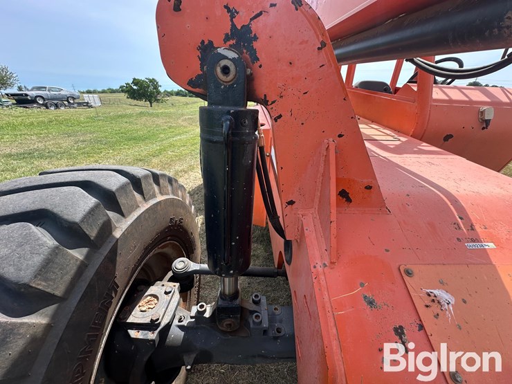 2011-jlg-skytrak-6042-4x4x4-telehandler-image-10
