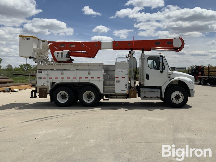2016-freightliner-m2-106-image-4