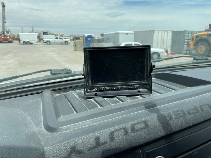 2019-ford-f750-image-24