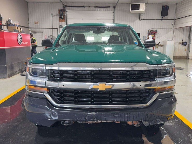 2018-chevrolet-silverado-1500-image-8