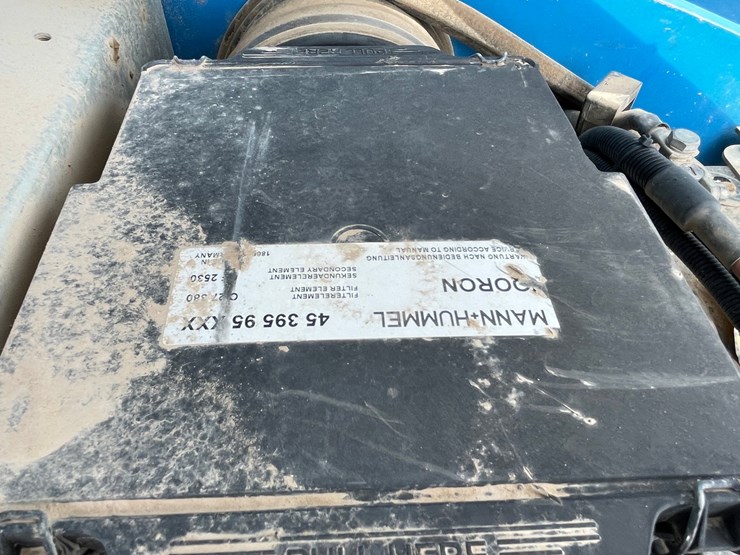 2019-genie-gth1256-image-77