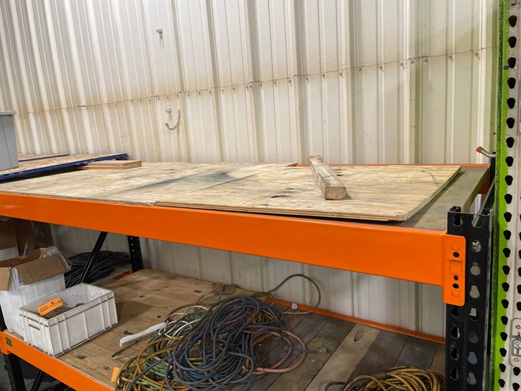 #4559-•-(2)-sections-of-pallet-racking-image-2
