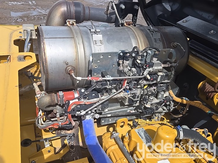 2017-caterpillar-336fl-image-44