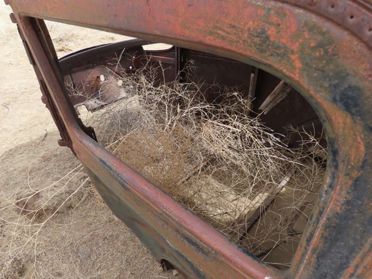 ford-2dr-sedan-body-for-project-image-4