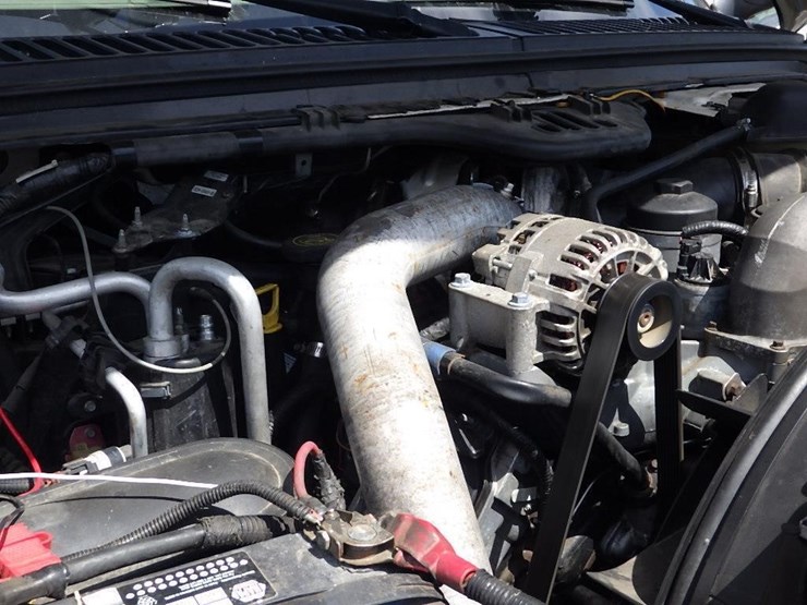 2005-ford-f550-image-25