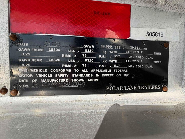 2014-polar-fuel-trailer-image-16