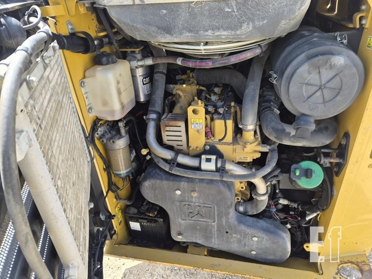 2014-caterpillar-259d-image-14