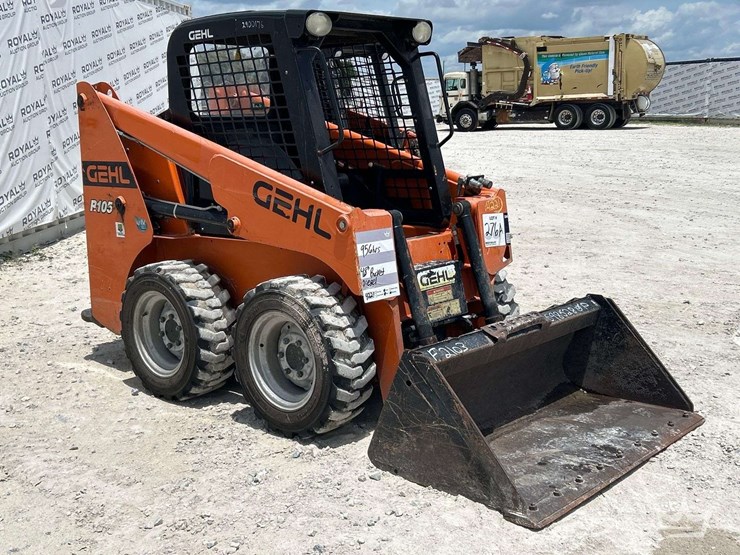 2020-gehl-r105-image-2