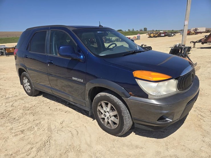 2003-buick-rendezvous-image-1