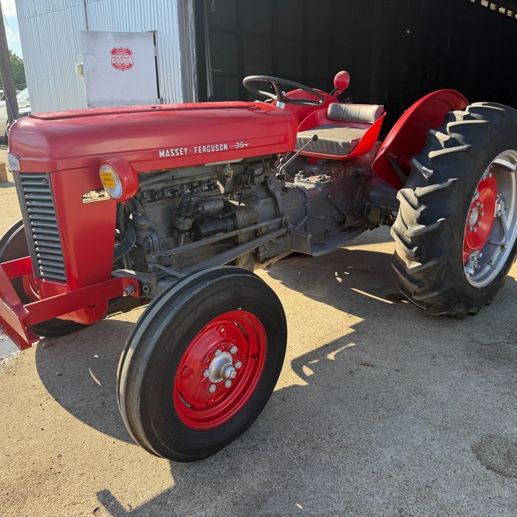 MASSEY-FERGUSON TO35