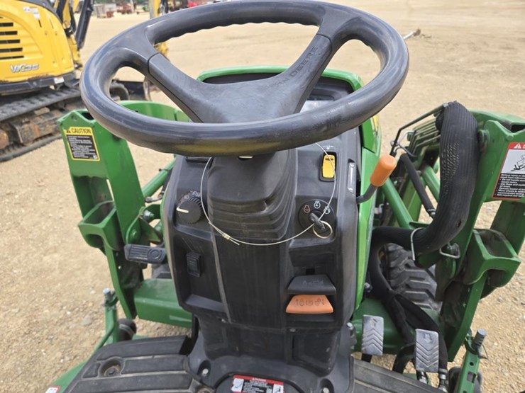 2018-john-deere-1025r-image-20