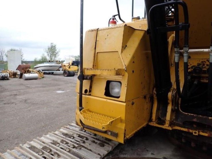 2013-caterpillar-321d-lcr-image-40
