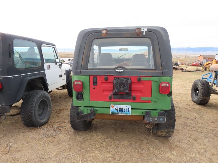 1993-jeep-wrangler-image-6