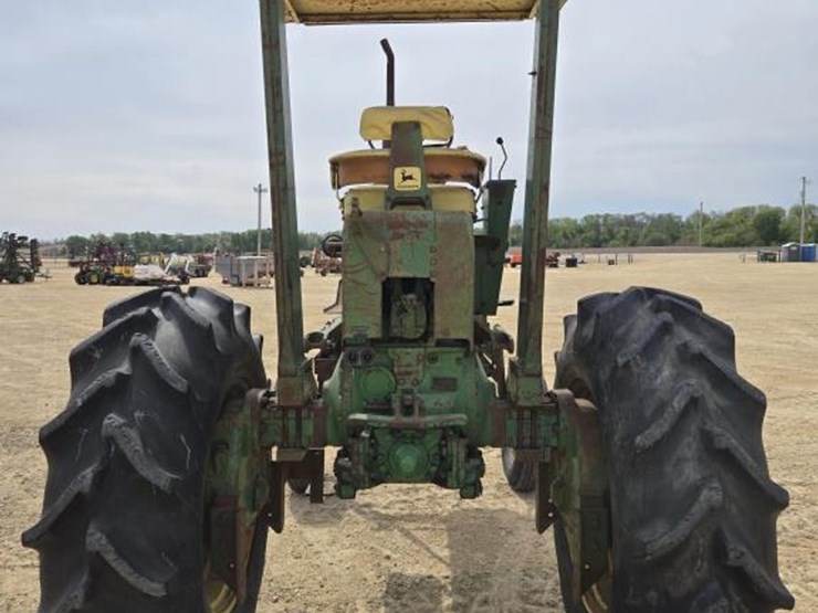 john-deere-4020-image-15