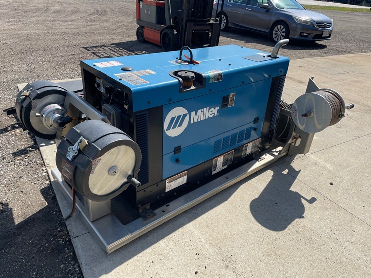 miller-big-blue-400-image-2