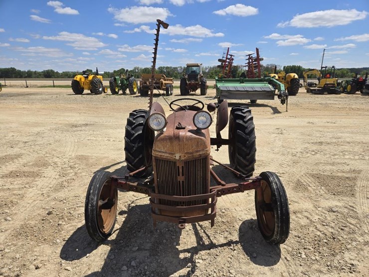 ford-8n-image-2