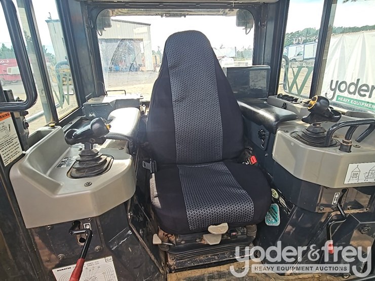 2020-komatsu-d39pxi-24-image-27