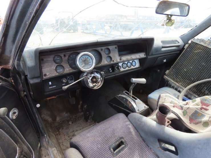 1975-chevrolet-vega-for-project,-restore-or-parts-image-9