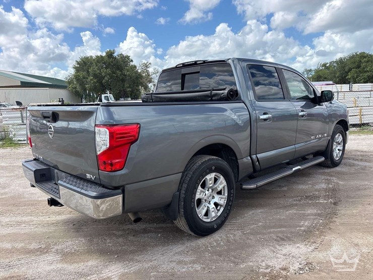 2018-nissan-titan-image-3