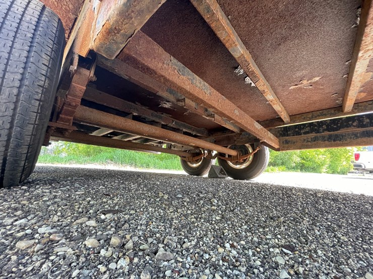 #4527-•-2014-sure-trac-dump-trailer-image-22