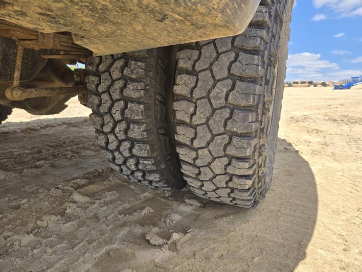 2001-ford-f350-image-4