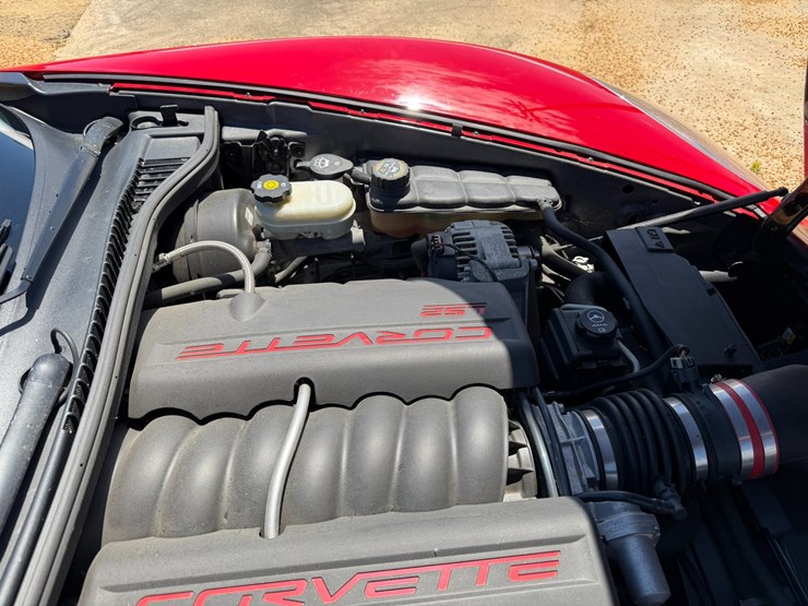 #47804-•-2005-chevrolet-corvette-convertible-vin:-1g1yy34u655124268-image-60