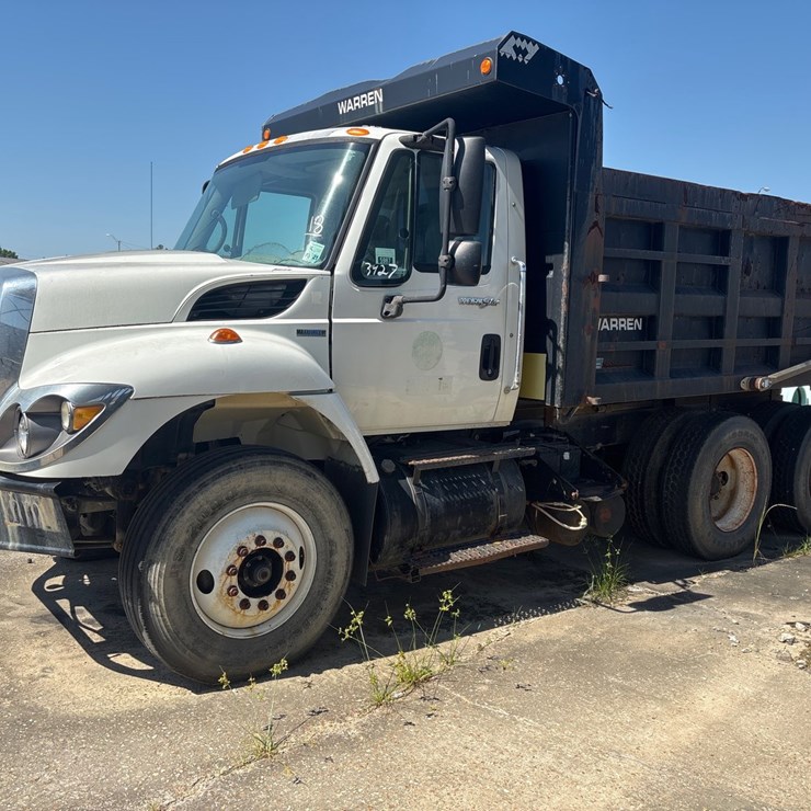 2010 INTERNATIONAL 7400