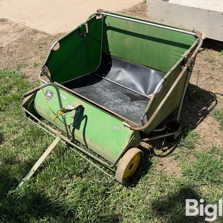 JOHN DEERE LA