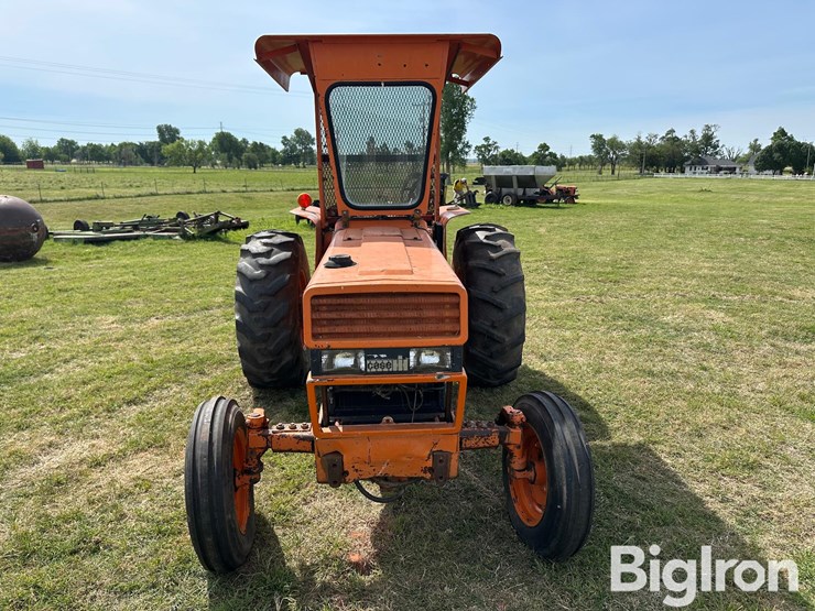 1987-case-ih-885-image-2