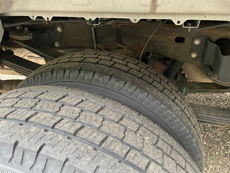 2020-gmc-3500-image-25