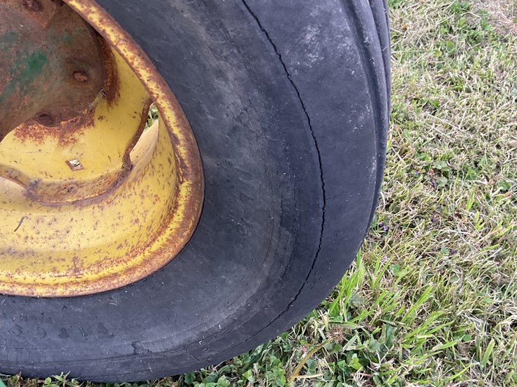 deere-tires-image-12