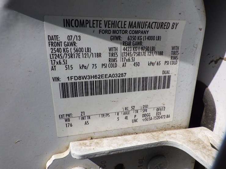 2014-ford-f350-image-43