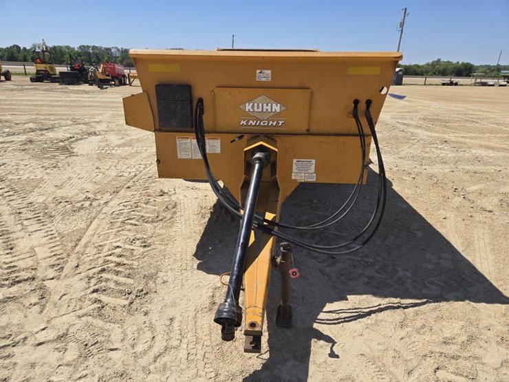 kuhn-knight-1140-image-3