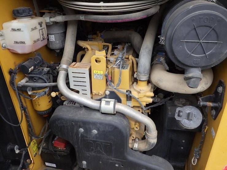 2021-caterpillar-259d3-image-9