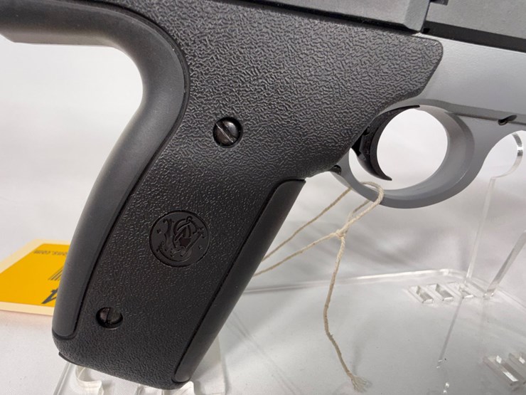 #34-•-smith-&-wesson-22a-1-22lr-pistol-umb1168-image-6