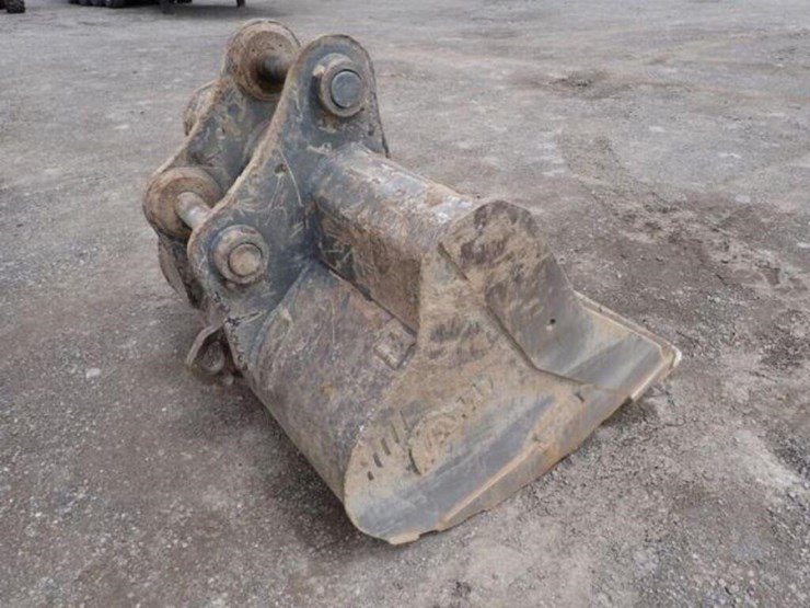 2022-komatsu-pc210-lc-11-image-84