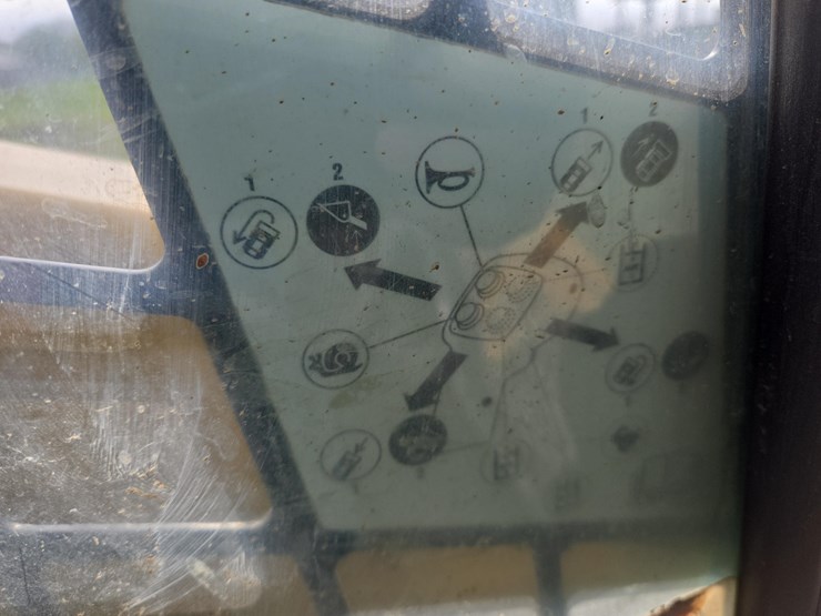 2018-caterpillar-299d2-image-13