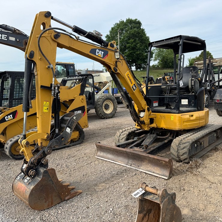 CATERPILLAR 303