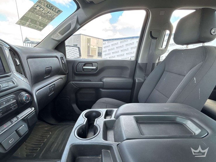 2020-chevrolet-silverado-1500-image-17