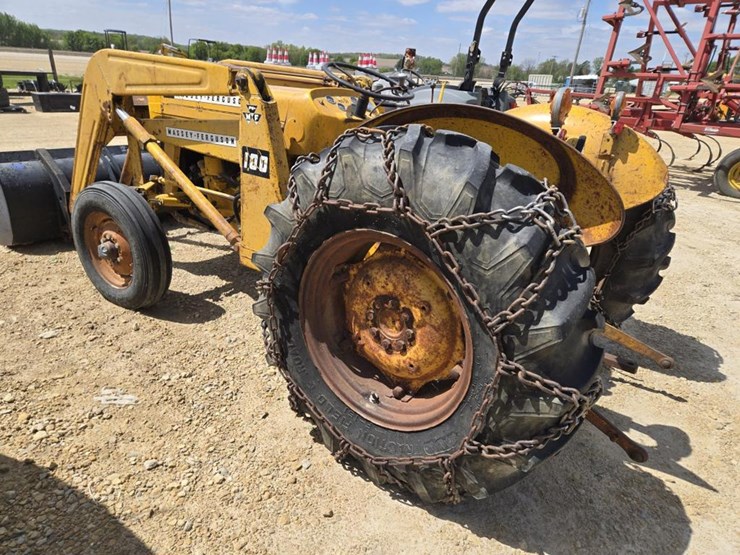 massey-ferguson-2135-image-8